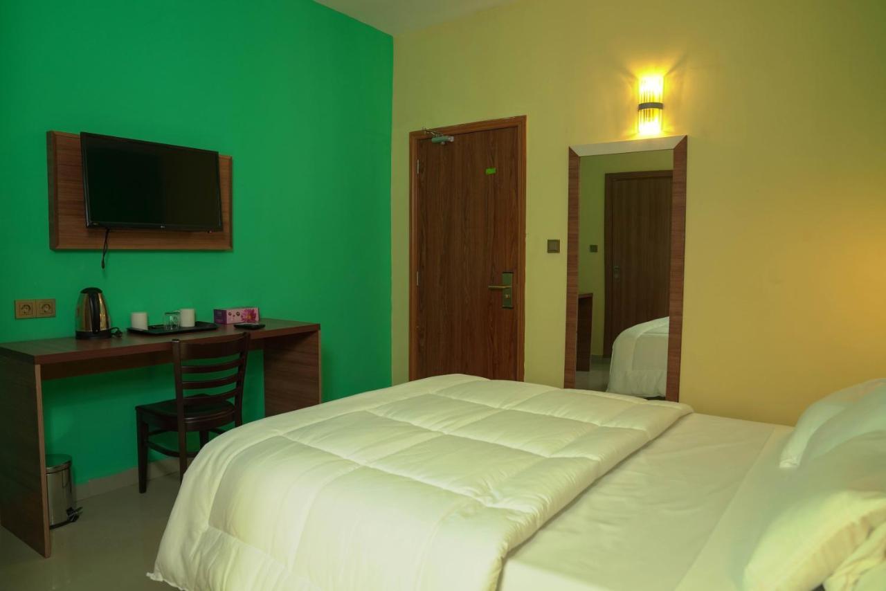 Dialali Hotel ヌアクショット エクステリア 写真